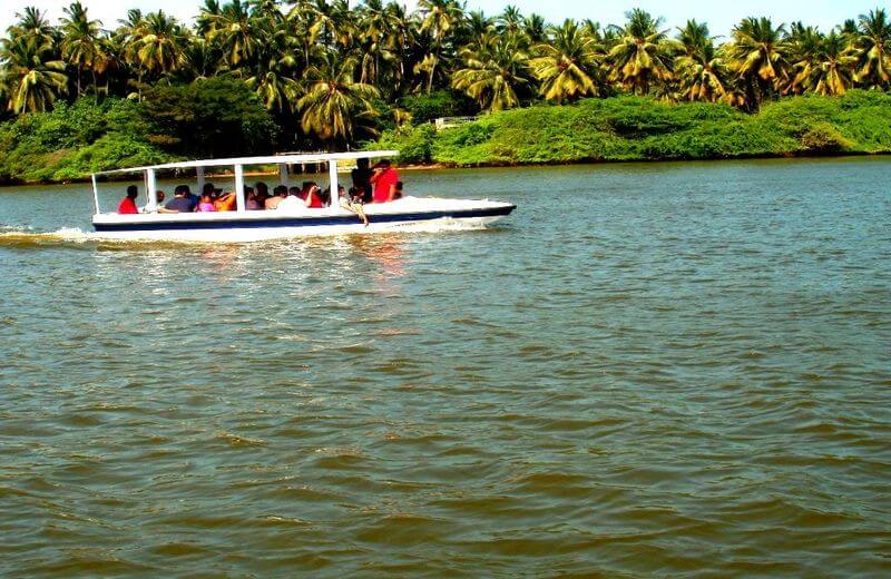 Chunnambar Boat House