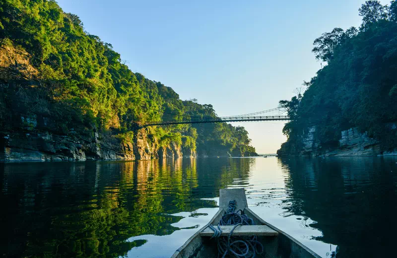 Exploring the Mystical Waters of Dawki River in Meghalaya