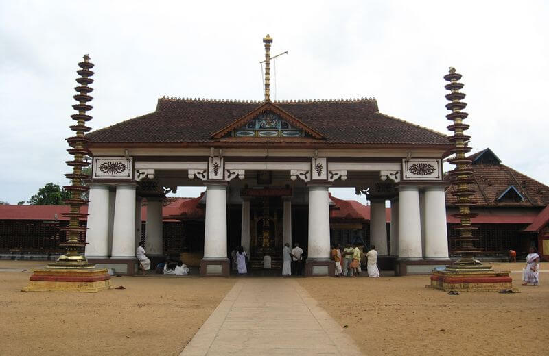 Kaduthuruthy Temple
