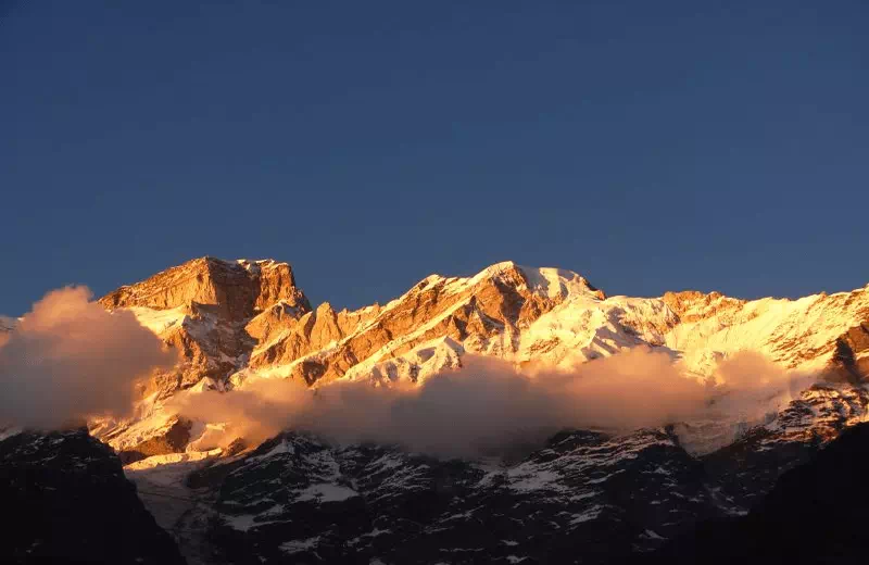The Majestic Beauty of Kedarnath Mountains