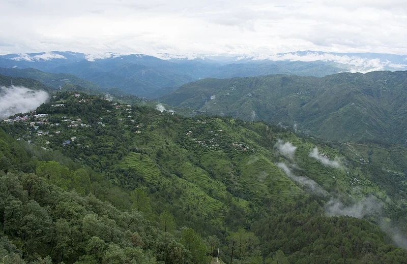 Best Autumn Destinations Near Delhi for a Scenic Escape