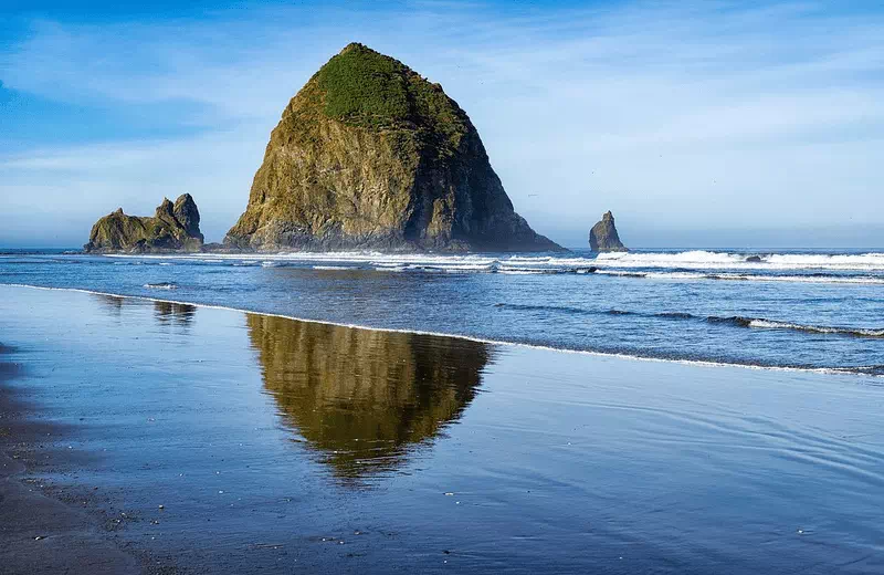 cannon beach in oregon