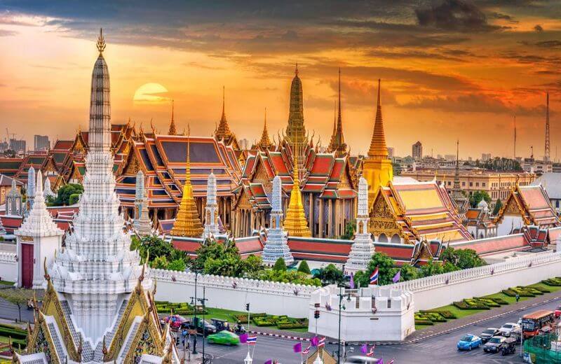 Temple of The Emerald Buddha (Wat Phra Kaew) In Bangkok, Thailand
