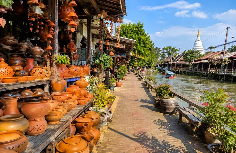 Ko Kret Riverside Pottery Walk