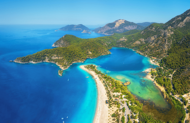 Blue Lagoon of Ölü Deniz, Turkey