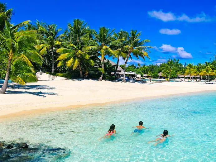 Matira Beach, Bora Bora — The Lagoon Postcard Come to Life