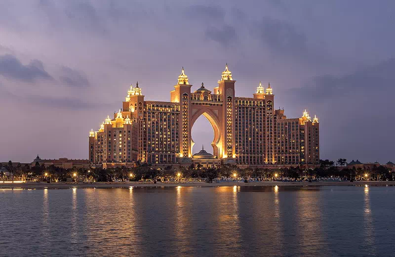 Atlantis Palm Hotel